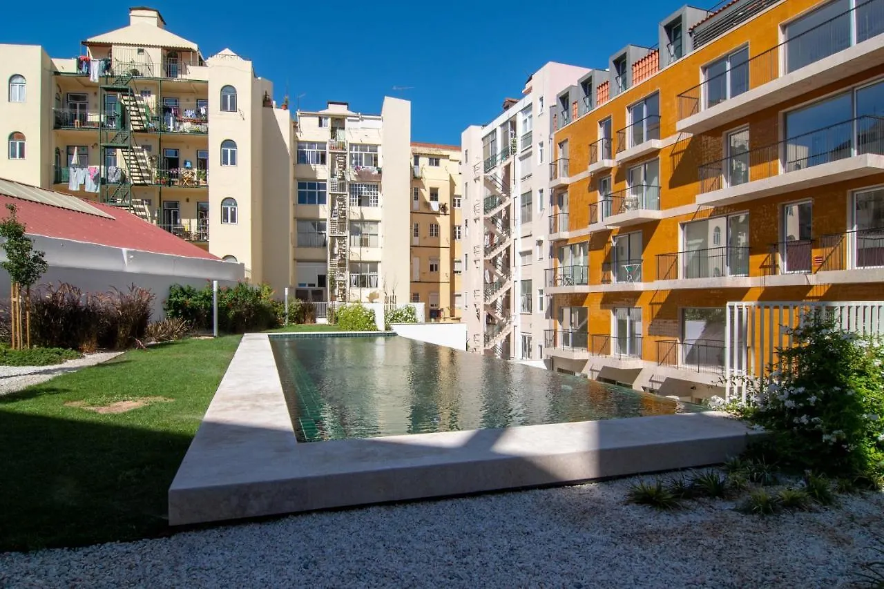 Bright 1 Bdr Apartment W/ Pool View By Lovelystay Лиссабон 0*,
