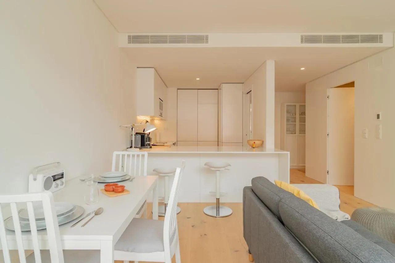 Bright 1 Bdr Apartment W/ Pool View By Lovelystay Лиссабон Португалия