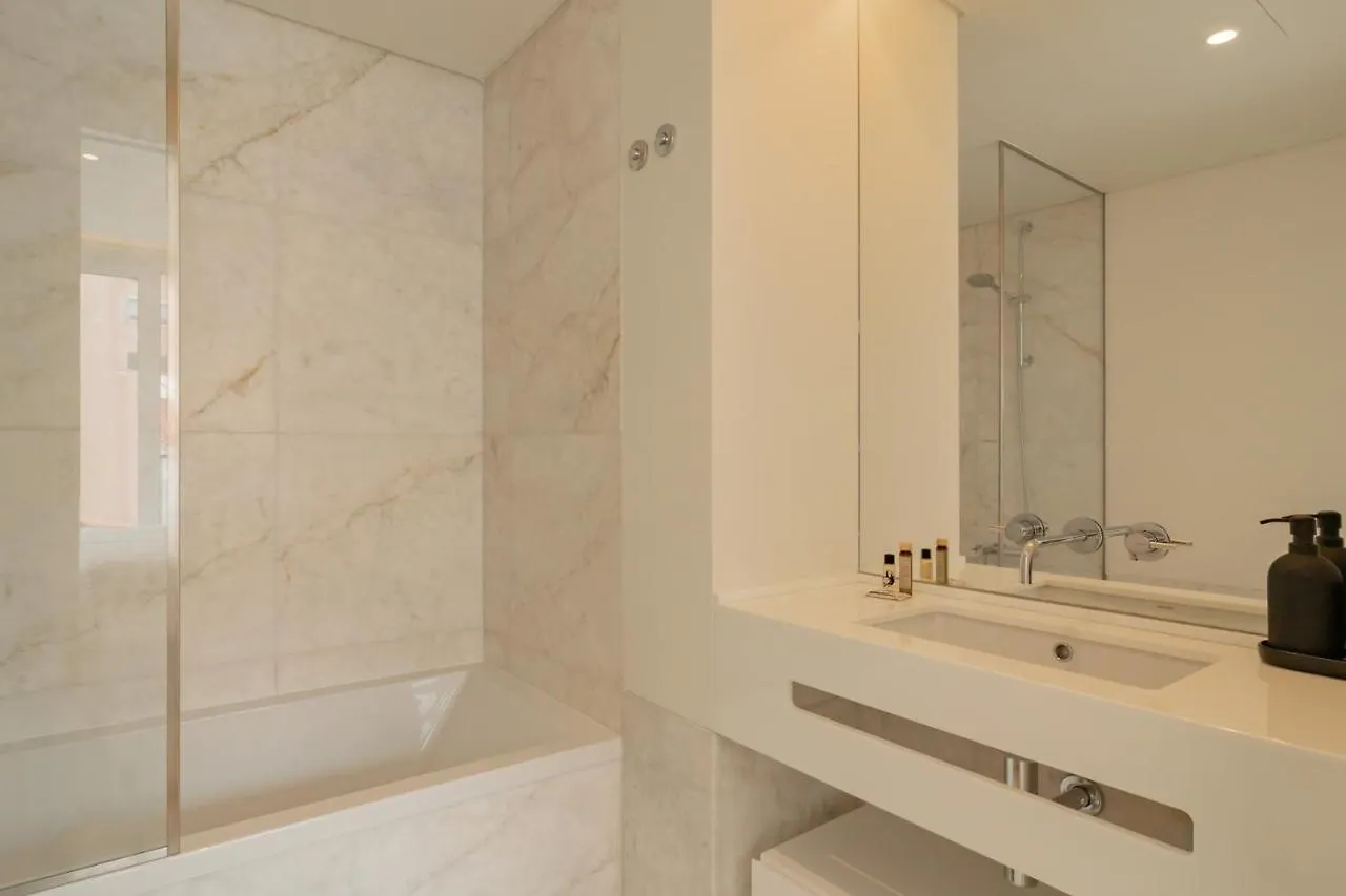 Bright 1 Bdr Apartment W/ Pool View By Lovelystay Lisboa 0*,  Portugal