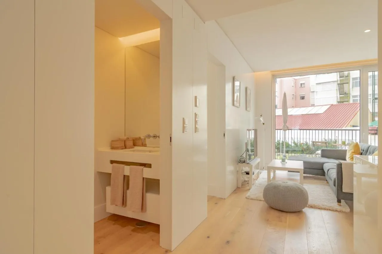 Bright 1 Bdr Apartment W/ Pool View By Lovelystay Lisboa