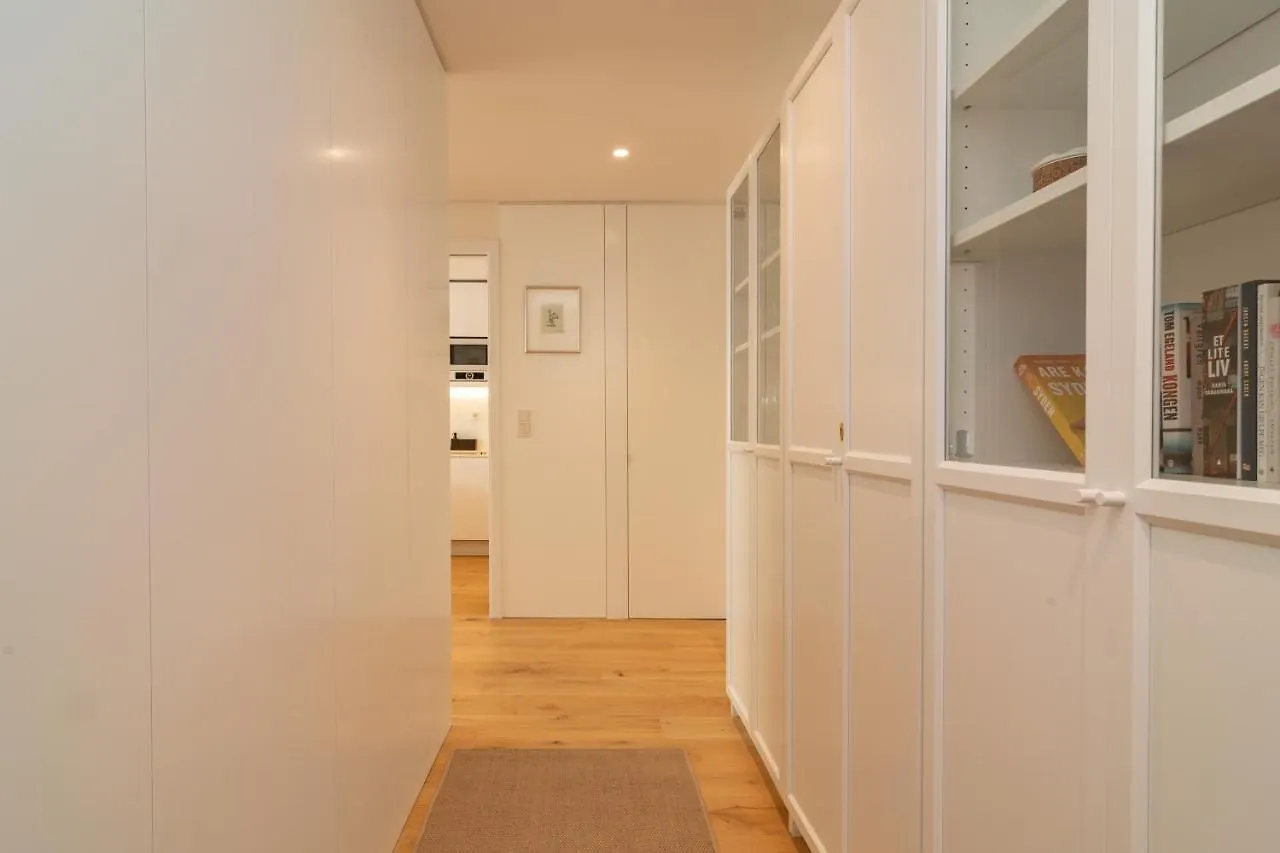 Bright 1 Bdr Apartment W/ Pool View By Lovelystay Lisboa Portugal